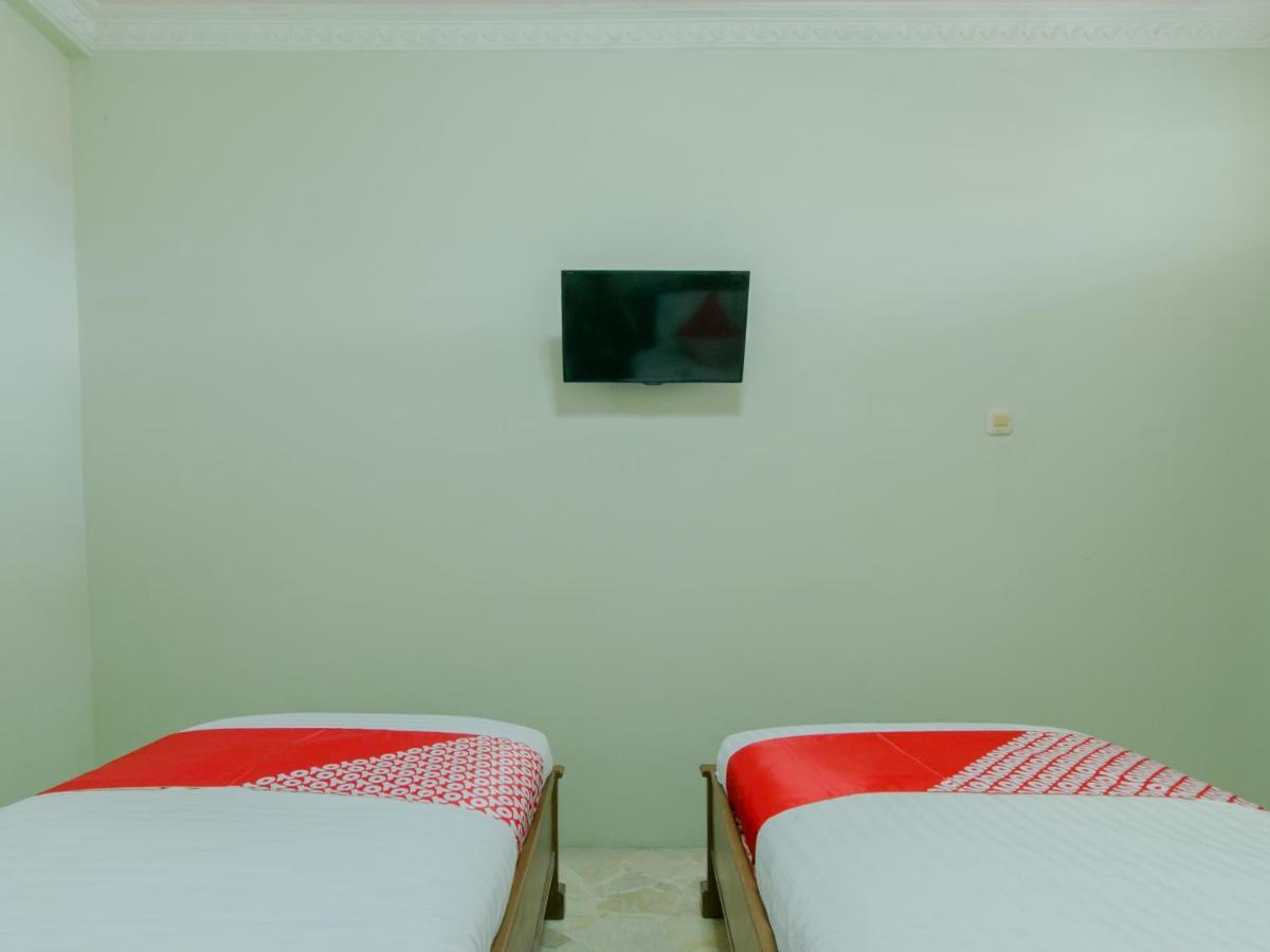 Oyo 2858 Vafa Guesthouse Cianjur Exterior foto